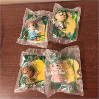 WIZARD OF OZ HAPPY MEAL TOYS  2013