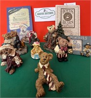 Boyd’s Bears and books