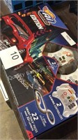 1 LOT HOT WHEELS RACE SYSTEM GAME