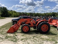 2014 Kubota M5140 Tractor with LA1153 Loader