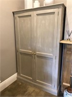 2 Period Style 2 Door Wardrobes & Chest of Drawers