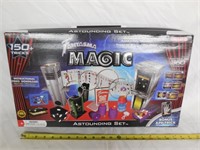 Fantasma Magic Astounding Set, Magician Kit
