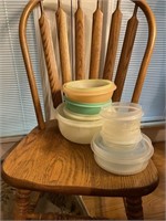 ASSORTMENT OF TUPPERWARE