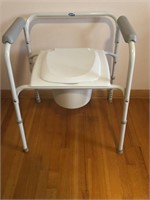 PORTABLE ADULT POTTY CHAIR