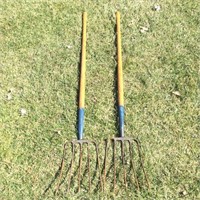 (2) Narrow Tine Pitch Forks