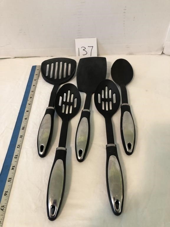 Kitchen utensils