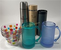 Carrying Mugs & Plastic Bowls / Mugs