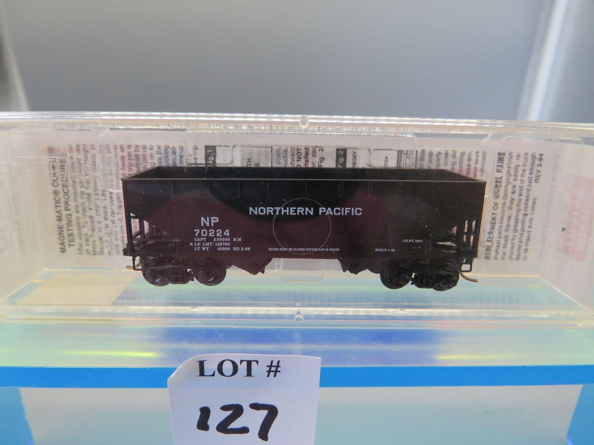 N Micro Trains Hopper Norther Pacific 55080