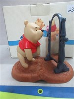 WINNIE THE POOH IN THE MIRROR - NEW IN BOX