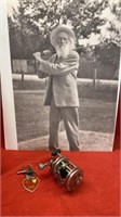 OLD MAN GOLF PIC   FISHING REEL   KEY RING