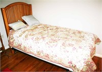 Single Bed w/ Headboard & Bedding