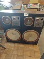 4 Sony speakers, woffers and subwoffers