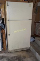 Whirlpool Refrigerator/Freezer in Garage