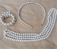 Vintage faux pearl set with headband