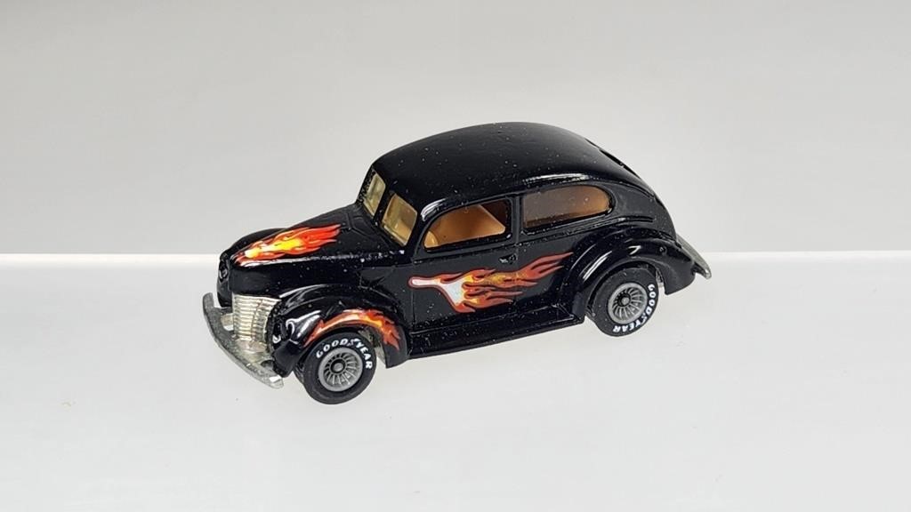 HOT WHEELS REAL RIDERS FAT FENDERED '40