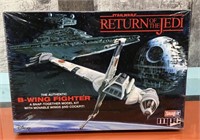 Star Wars B-Wing Fighter model kit - sealed