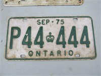 1975 Ontario Canada License Plate Green P44-444