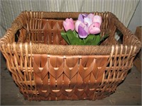 Basket of misc home decor
