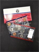 1987 US mint uncirculated coin set (display case)