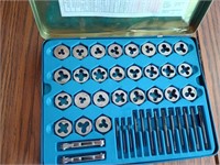 tap and die set