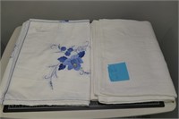 (2) Tablecloths