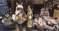 Selection of Unusual Decor Items including