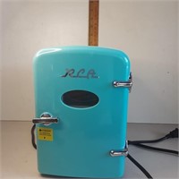 RCA mini fridge, works