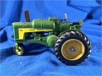 Ertl JD 630 LP Tractor