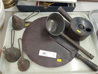 Primitive Kitchenwares