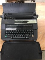 Sharp portable electronic intelliwriter