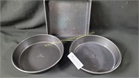 Group Of 3 Hoffritz Cake Pans