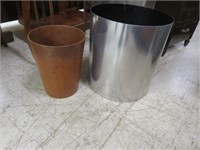 2PC MODERN PLANTER AND TRASH CAN 17"T X 16"W