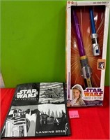 N - STAR WARS LIGHT SABERS & MORE (W143)