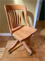 SOLID OAK OFFICE CHAIR ARMLESS