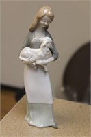 Lladro-Style Ceramic Figurine