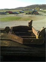 Farmall fast hitch adapter and fast hitch pallet