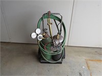 ACETYLENE CUTTING TORCH WITH CART