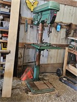 GRIZZLY 110V FLOOR MODEL DRILL PRESS