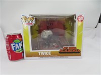 Gros Funko #1246, Twice