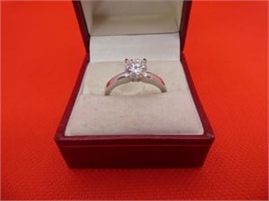 Solitaire Costume Ring Size 10