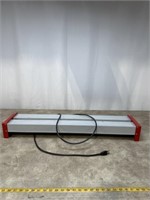 Acrylic sheet strip heater