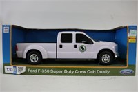 FORD F-350 SUPER DUTY CREW CAB DUALLY BC 1/20