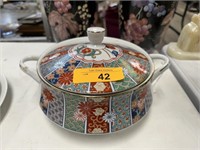 ARITA IMARI FAN LIDDED TUREEN / POT