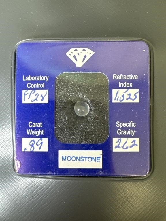 Loose Gemstone - Moonstone
