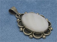 Sterling Silver Mother Of Pearl Pendant Hallmarked