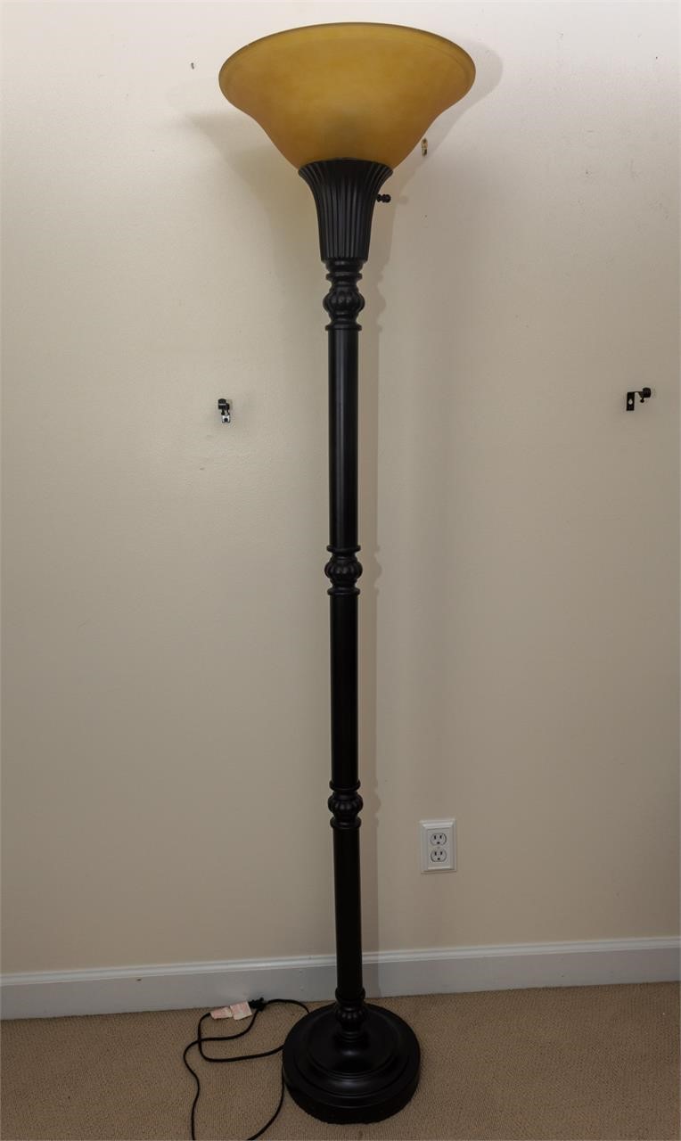 Contemporary Neo-Classical style floor lamp