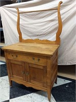 Antique Rolling Vanity/Wash Stand