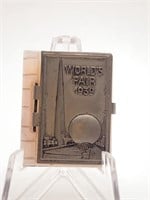WORLD’S FAIR 1939 CASE W/ FOLD OUT BOOKLET 1.25"