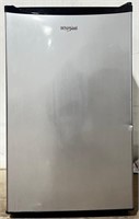 FM4301  Silver Whirlpool Mini Refrigerator