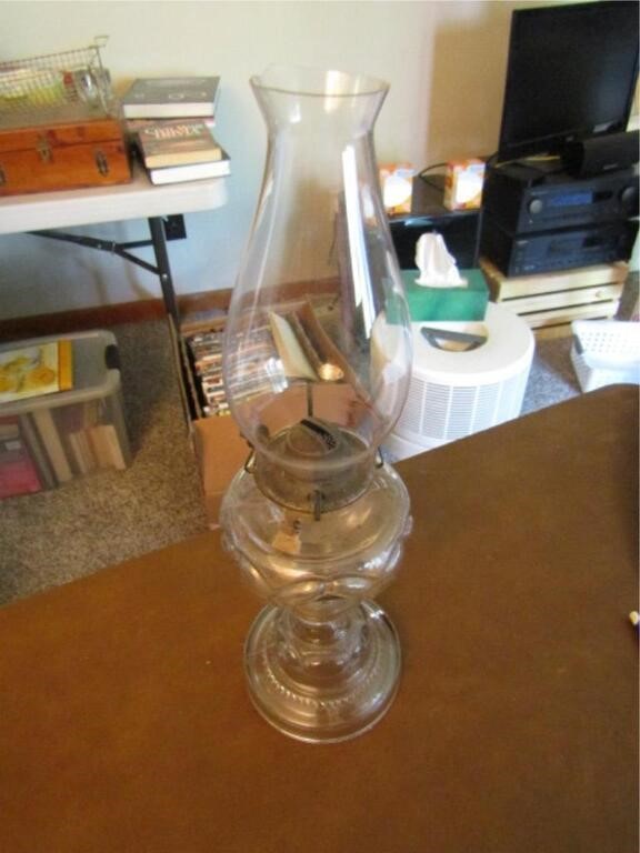 KEROSENE LAMP - SMALL BROKEN PIECE